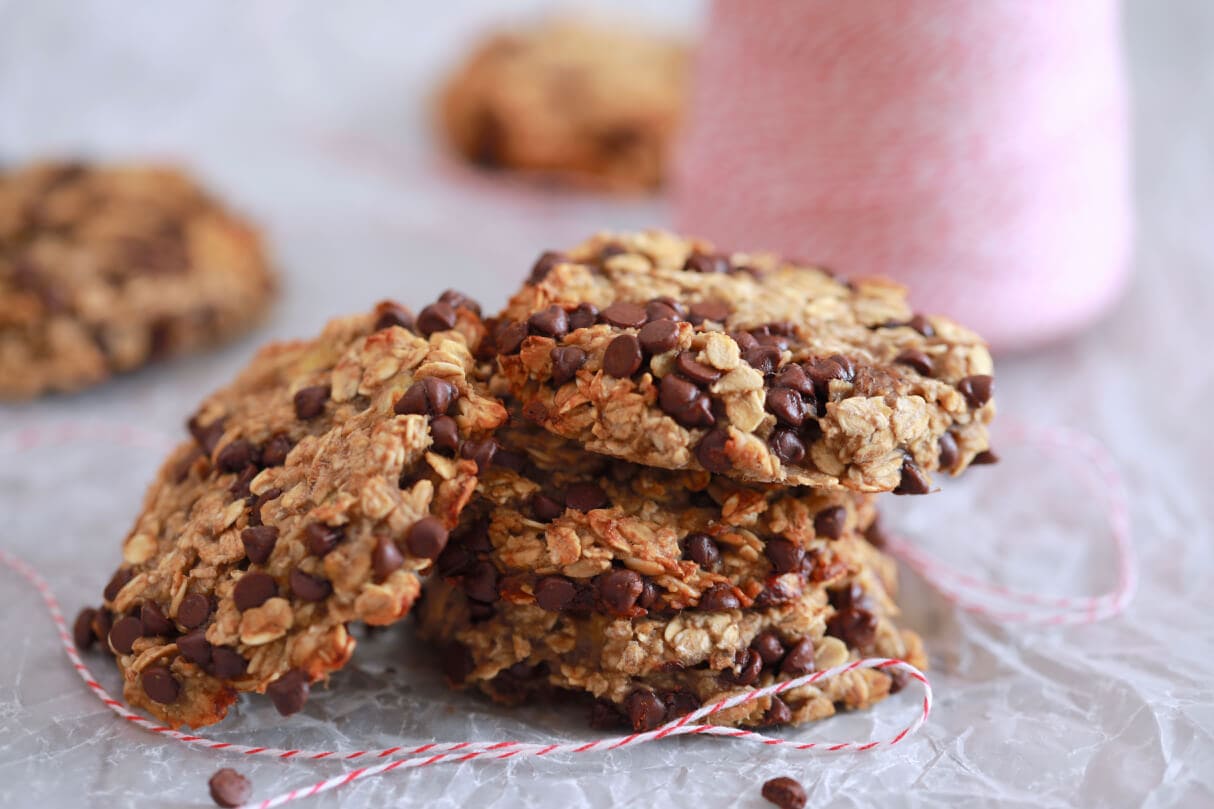 How To Make The Best Oatmeal Chocolate Chip Cookies